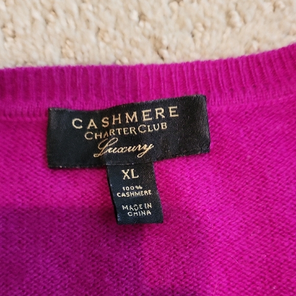Charter Club Fuchsia  CASHMERE V-Neck Women's Sweater - Picture 3 of 4